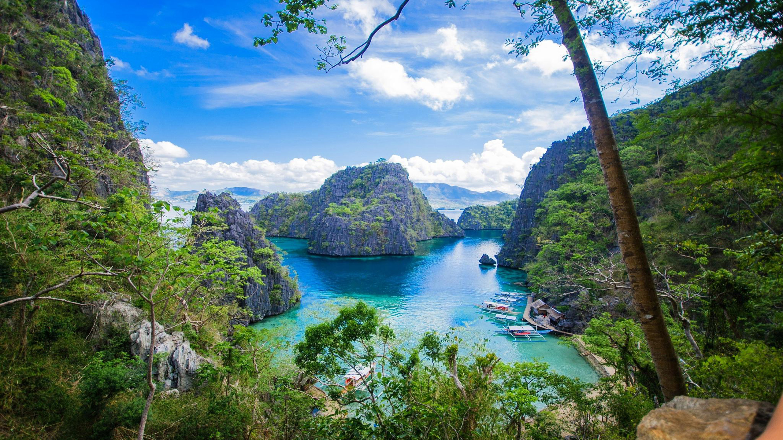 Coron Islands in the Phillipines Tropical Beach picturesque rocks blue