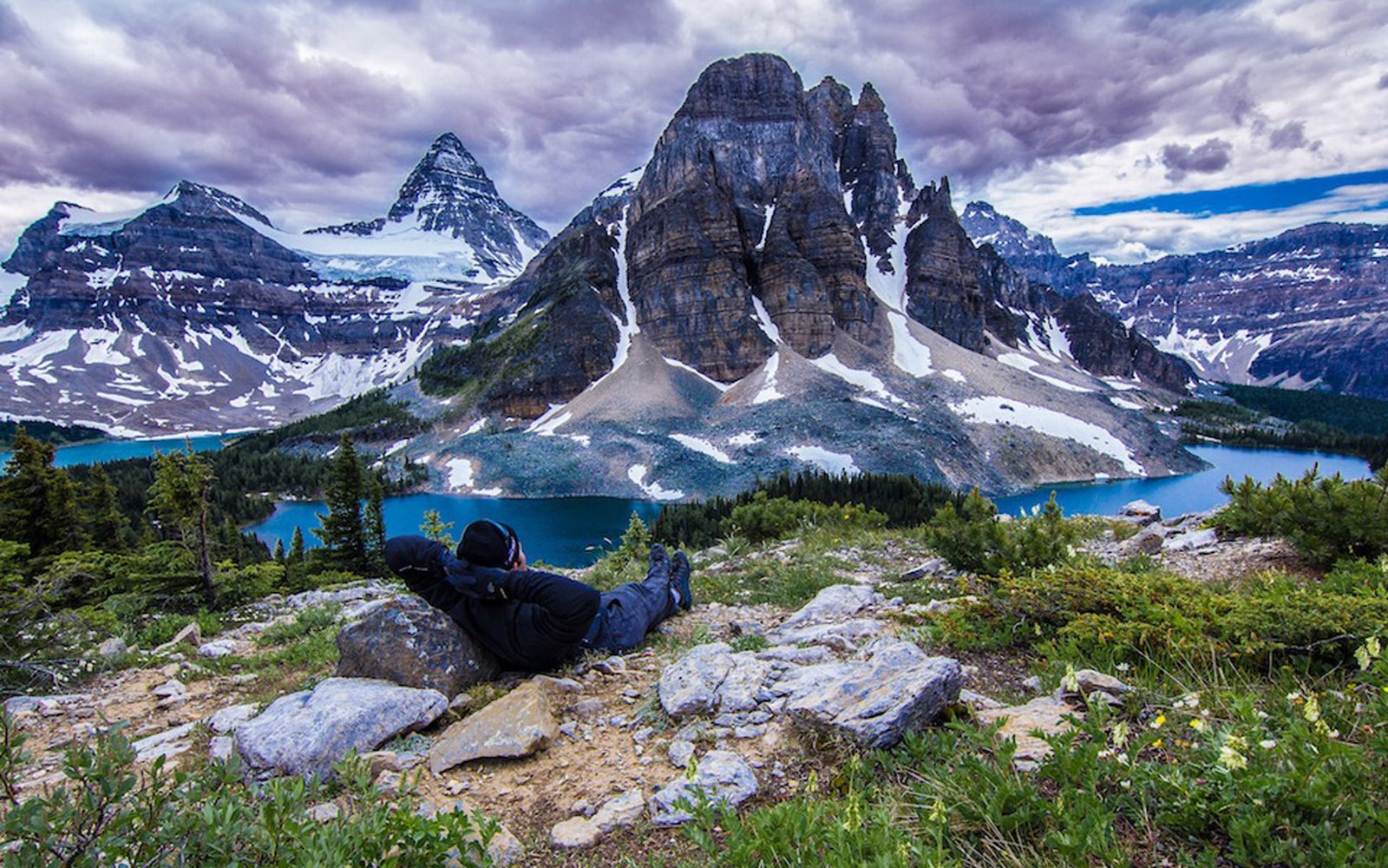 Mount Assiniboine Provincial Park Lake Magog And Mount 