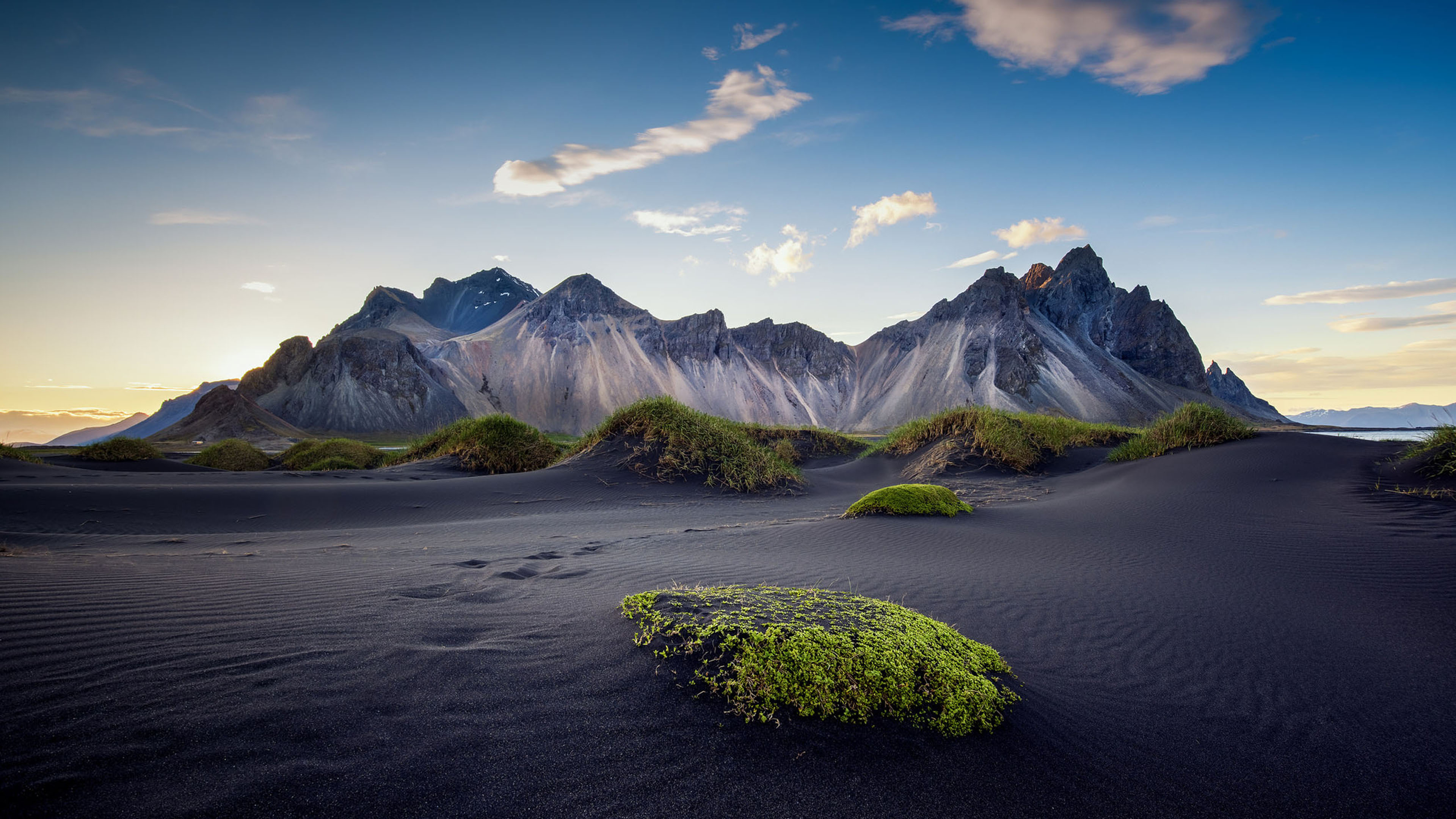 Photo Landscapes Of Iceland Black Sand Beach Rocky Mountain Peaks Blue