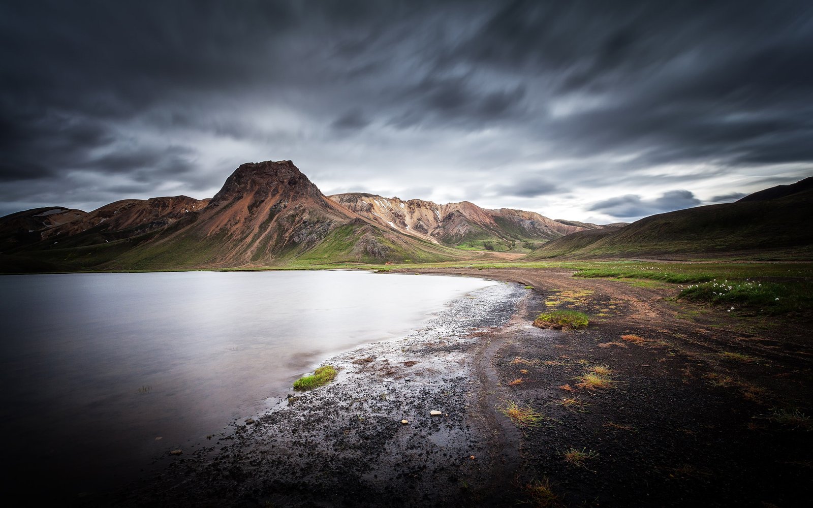 Iceland Nature Landscape Kylingavatn In The Near Of Landmannalaugar