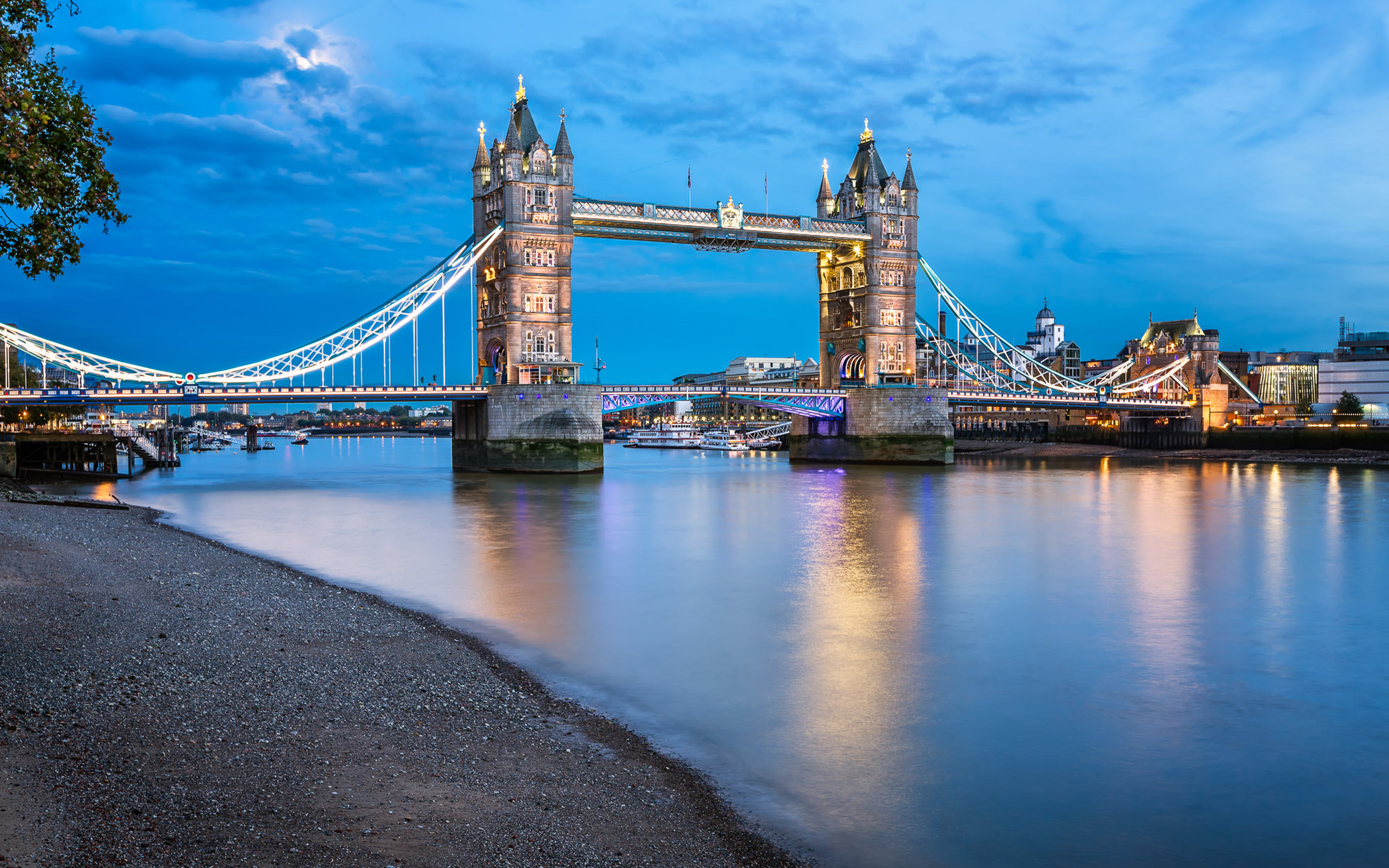 Thames River And Tower Bridge London Borough Of Southwark