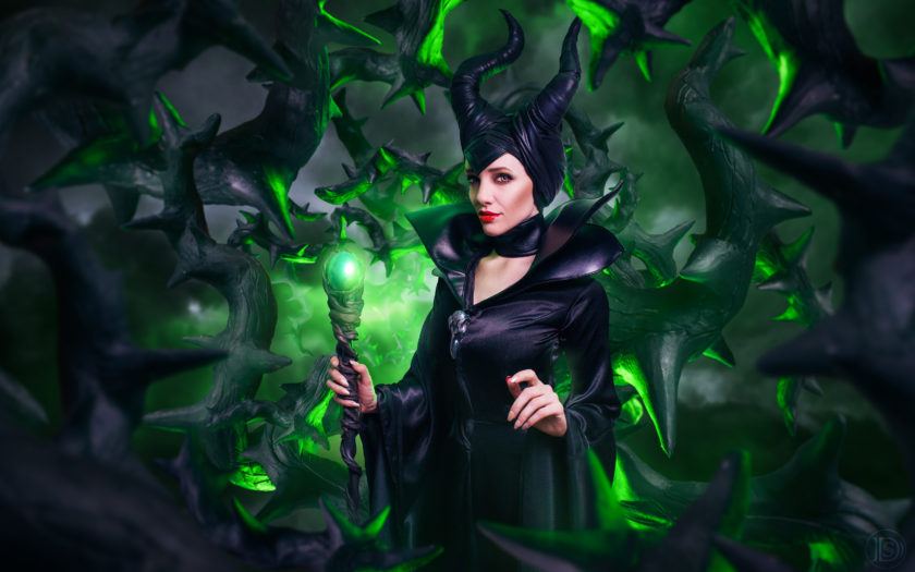 Maleficent Cartoon Wallpapers - Top Free Maleficent Cartoon Backgrounds -  WallpaperAccess | Maleficent cartoon wallpaper, Maleficent, Cartoon  wallpaper