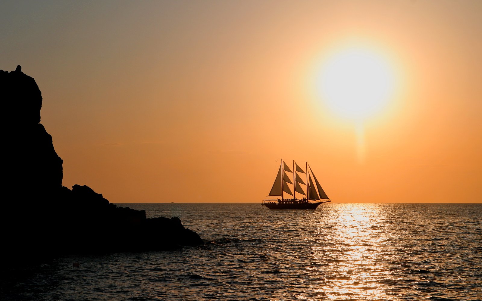 sailboat evening sun hd 2880x1800 : wallpapers13.com