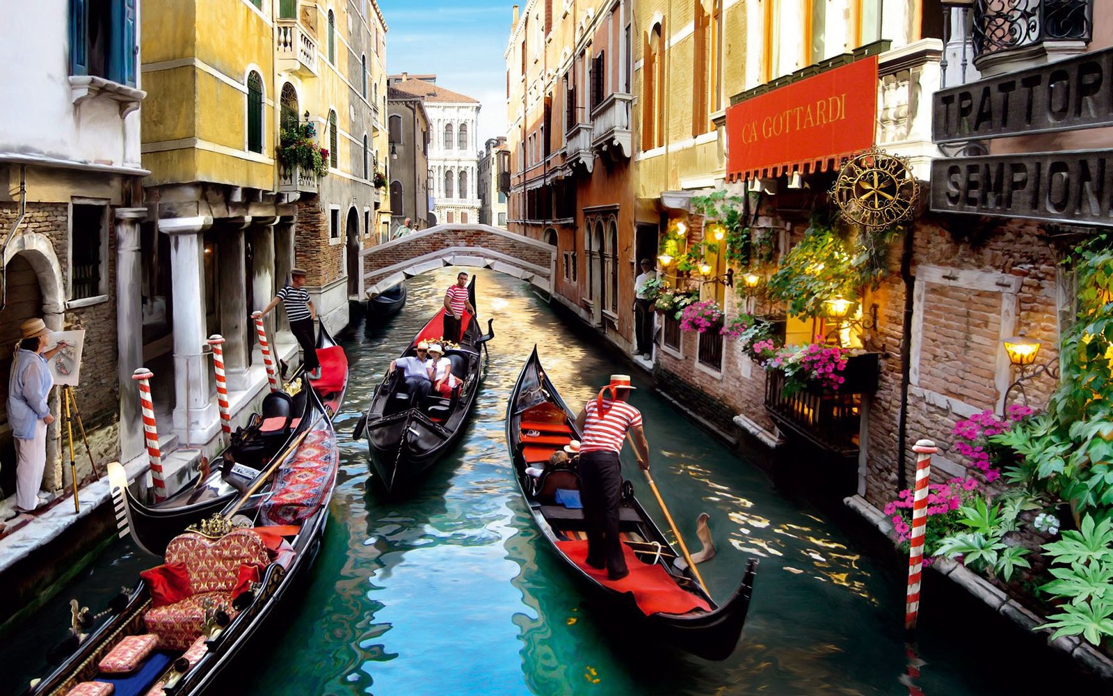 Hermoso canal con arquitectura antigua en Venecia, Italia.