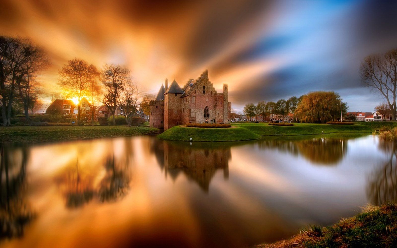 Castle Lake Sunset Netherlands Hd Wallpaper : Wallpapers13.com