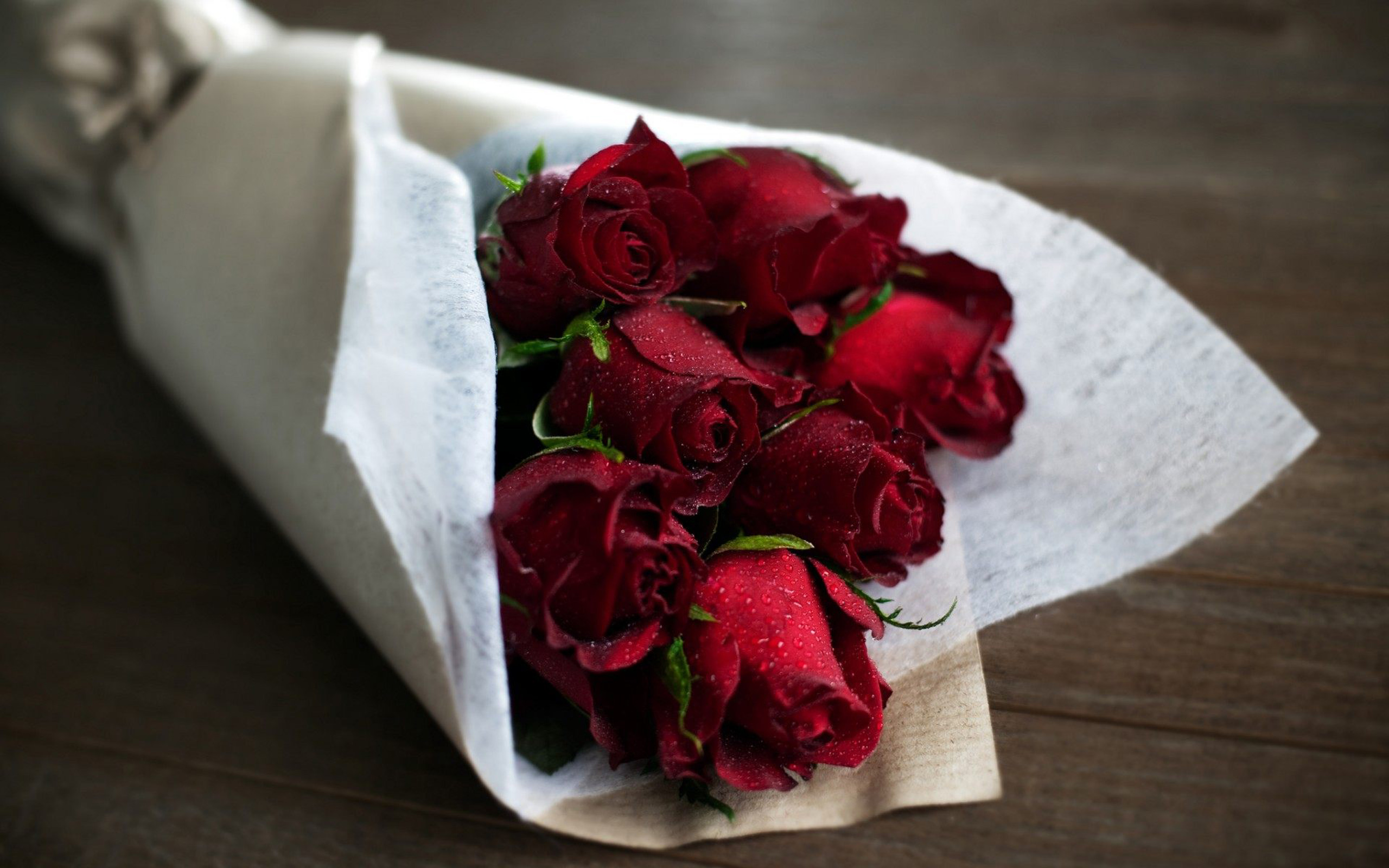 Bouquet Dark Red Roses Drops Water Desktop Wallpaper Hd ...