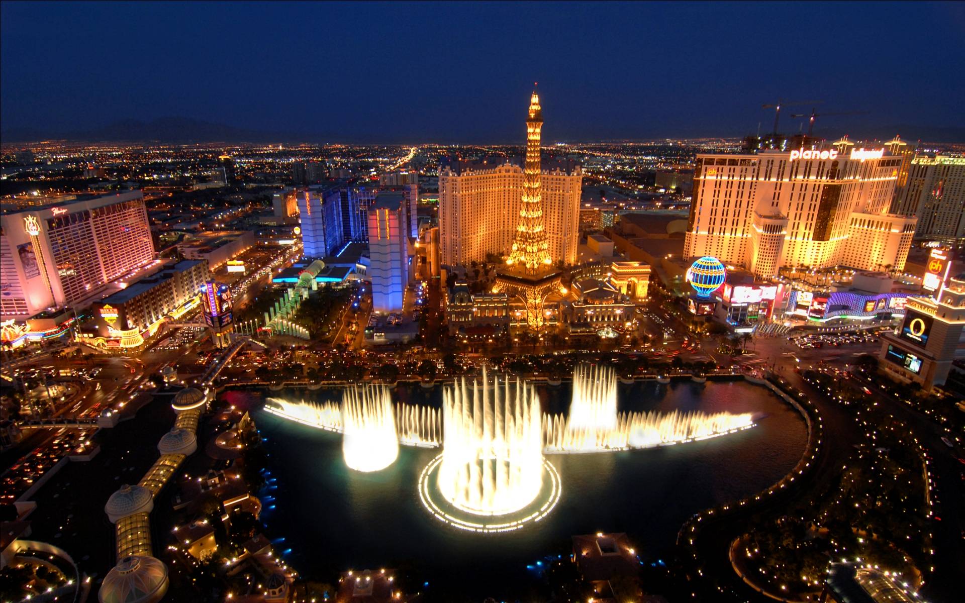 Bellagio Fountain And Hotel Paris Las Vegas Overnight Nevada North America Desktop Backgrounds 19x10 Wallpapers13 Com