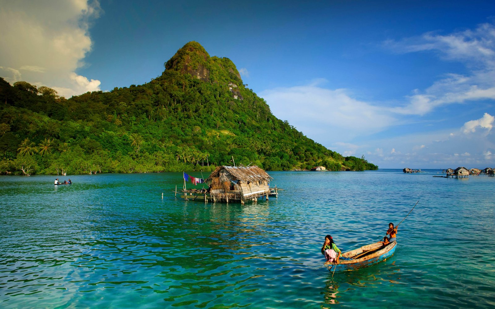 Bali Indonesia Tropical Island Sea boat palm trees beaches and coral