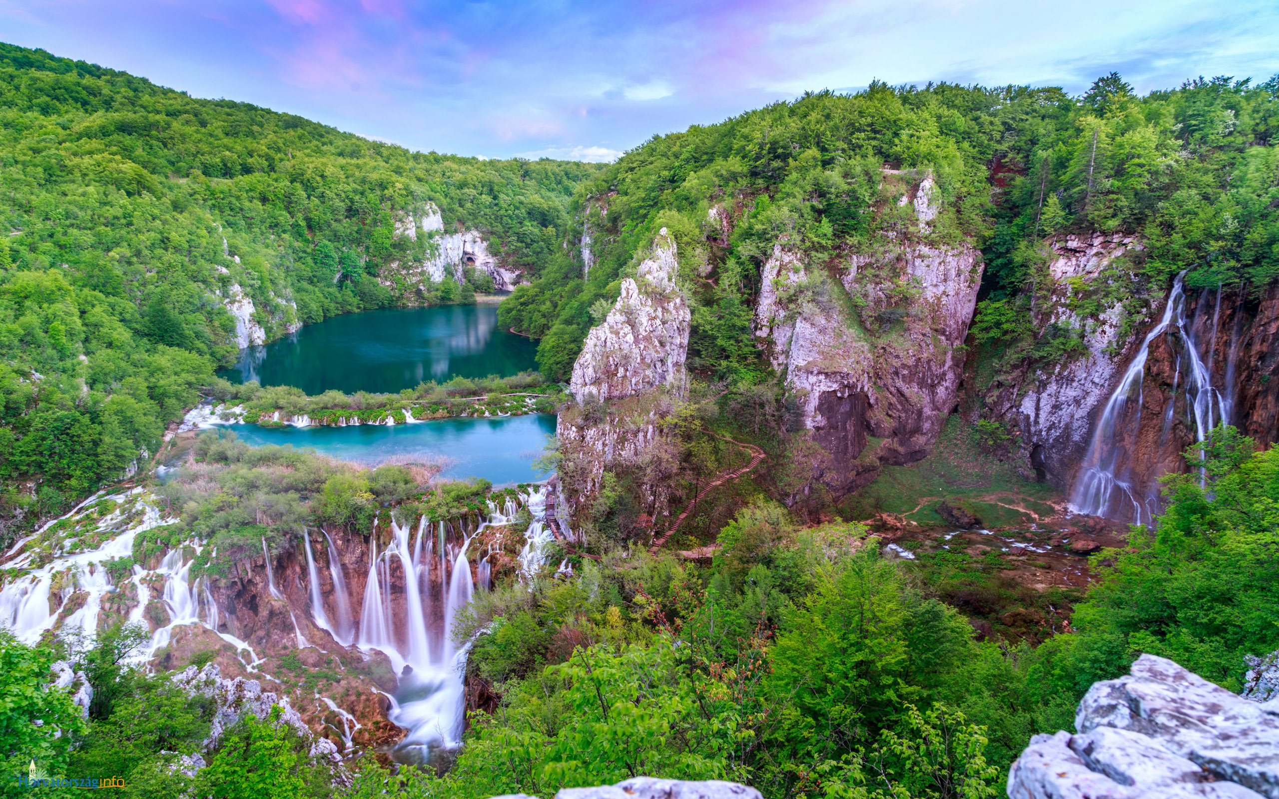 Самая красивая картинка природы в мире. Национальный парк Плитвицкие озера. Хорватские озера Плитвицкие. Водопад Плитвицкие озера в Хорватии. Хорватия национальный парк Плитвице.