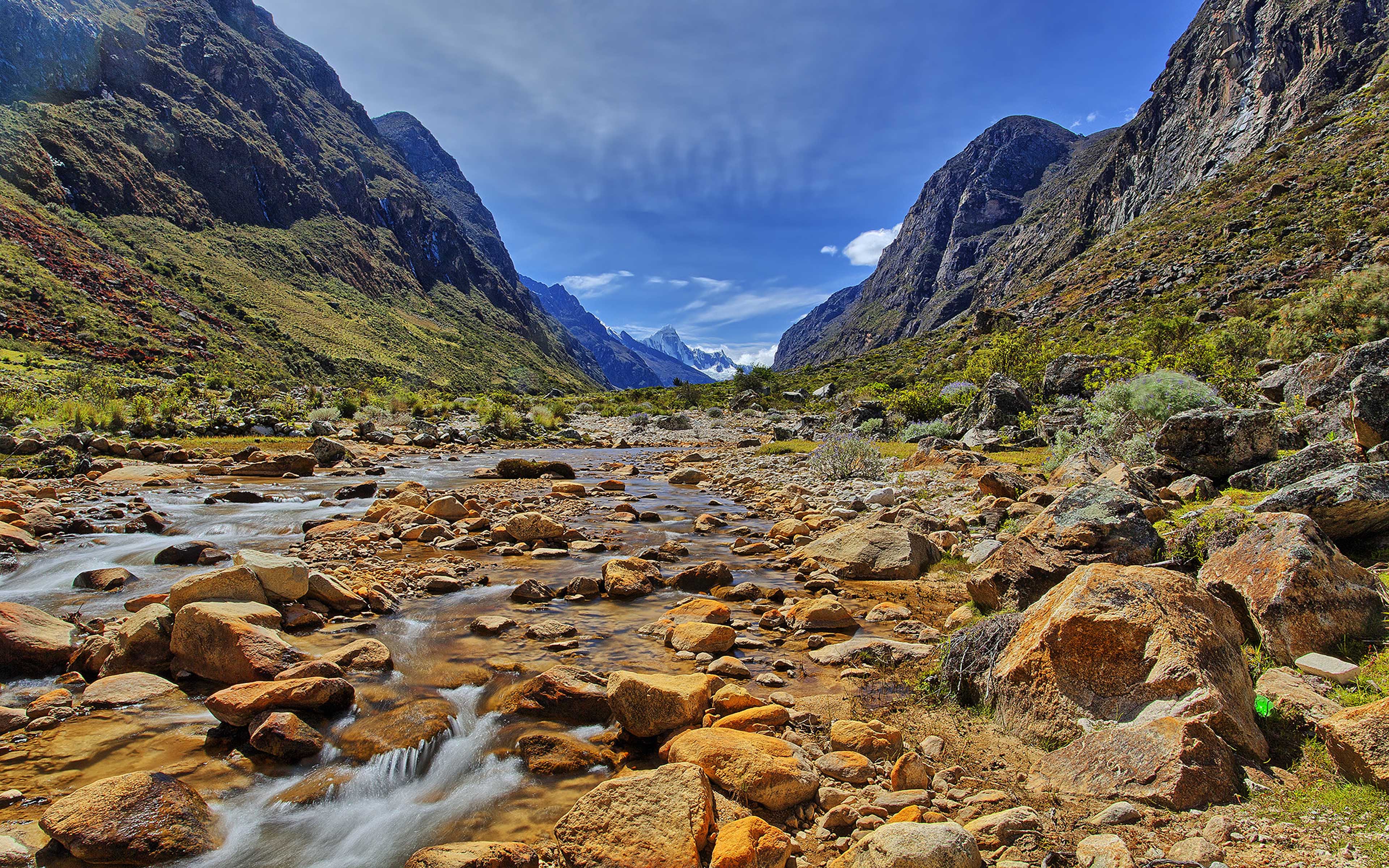 Реки берущие начало в кордильерах. Горы Кордильеры. Горная цепь Кордильеры Филиппины. Перу Анды национальный парк. Национальный парк Уаскаран.