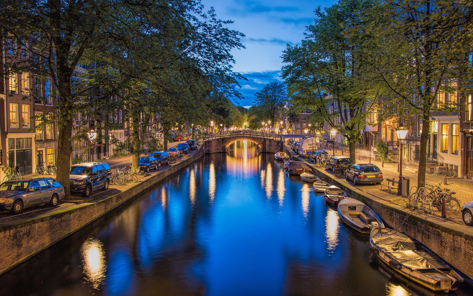 Amsterdam At Night View Channel Bridge House Boats Street Lights