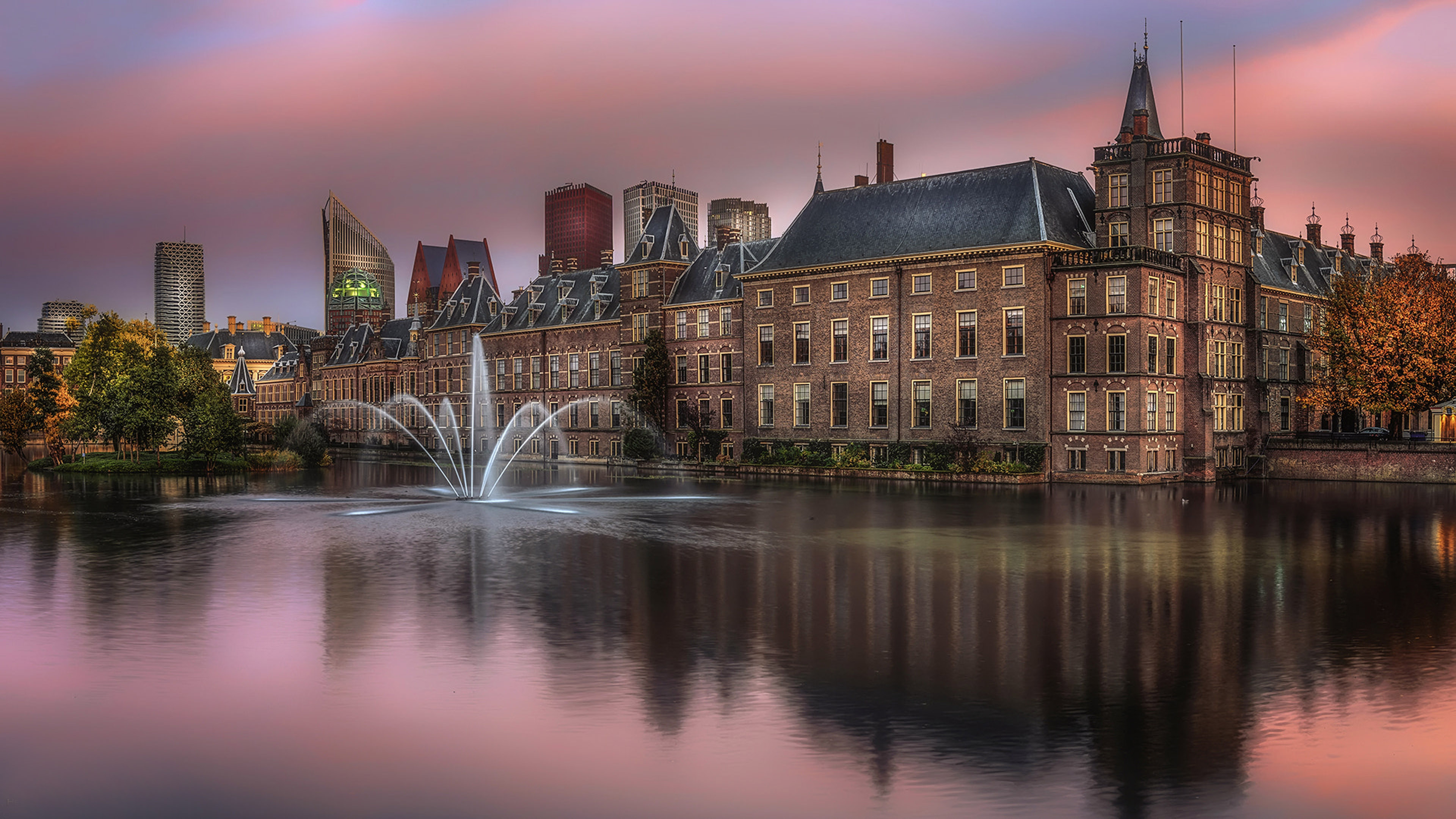 Binnenhof Is A Complex Of The City In The City Hague Netherlands 4k
