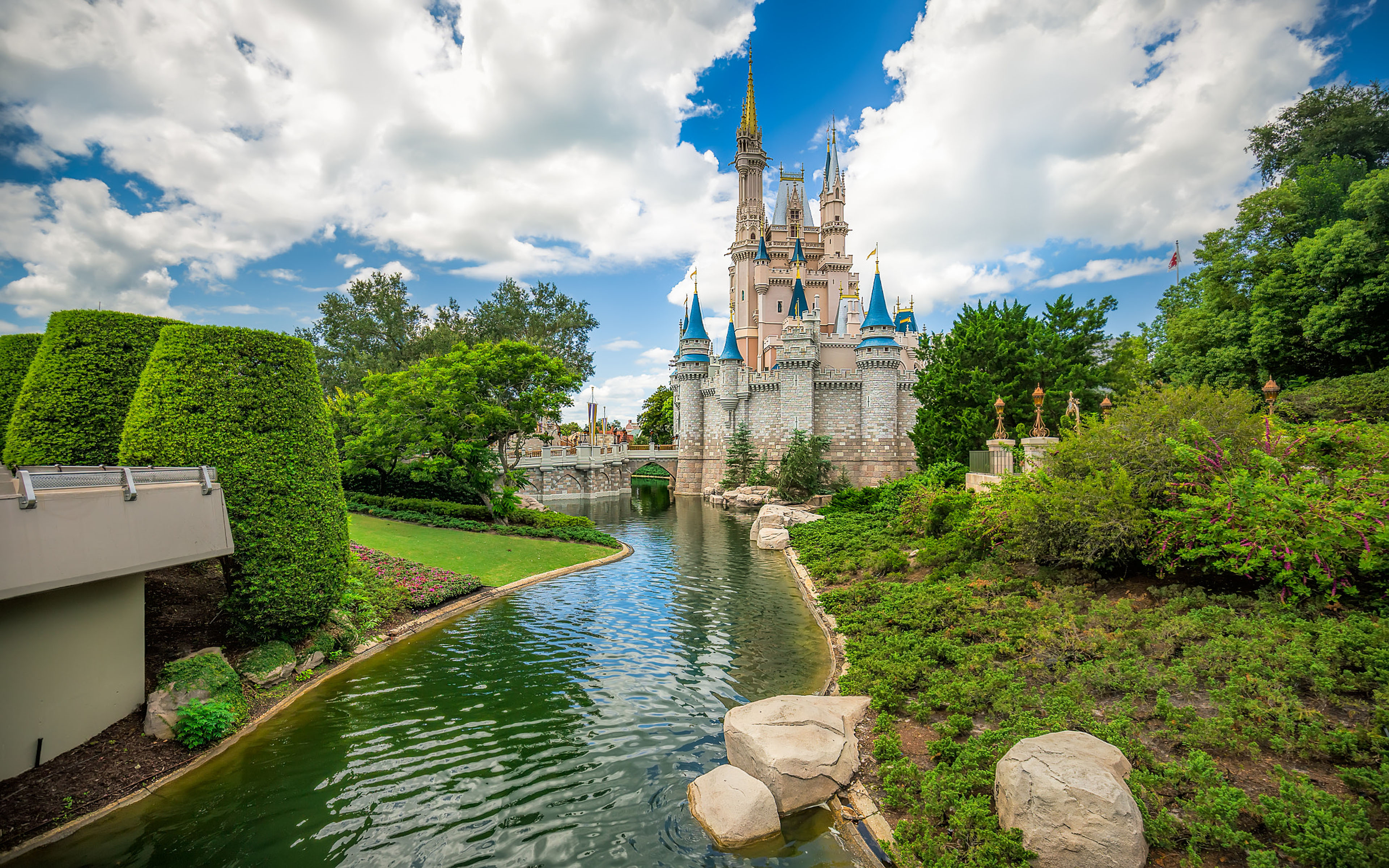 Cinderella's Castle In Disneyworld Orlando Usa 4k Ultra Hd Tv Wallpaper For  Desktop Laptop Tablet And Mobile Phones 3840x2400 : 