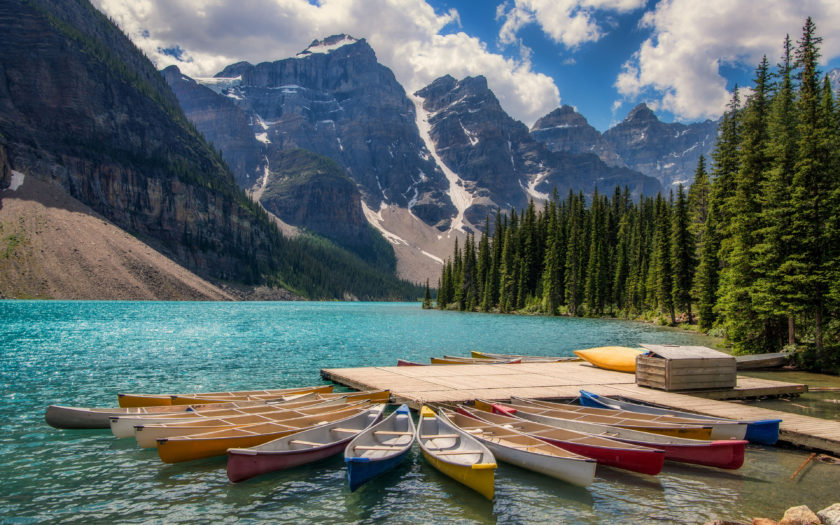Kayaks In Lake Moraine Banff Canada Landscape Photography Ultra Hd  Wallpapers And Laptop 3840x2400 : 