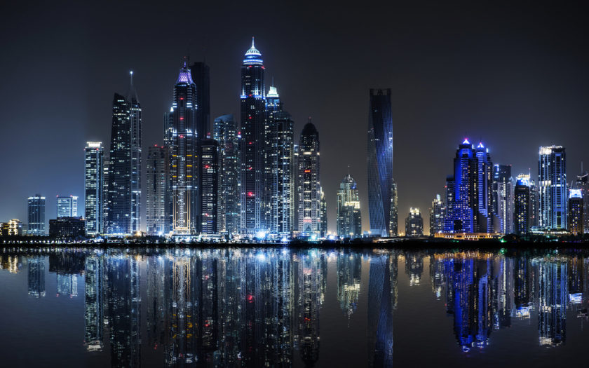 Dubai Night Photo Taken From The Palm Island Jumeirah United Arab Emirates  Hd Desktop Wallpaper For Your Computer 3840x2400 : 