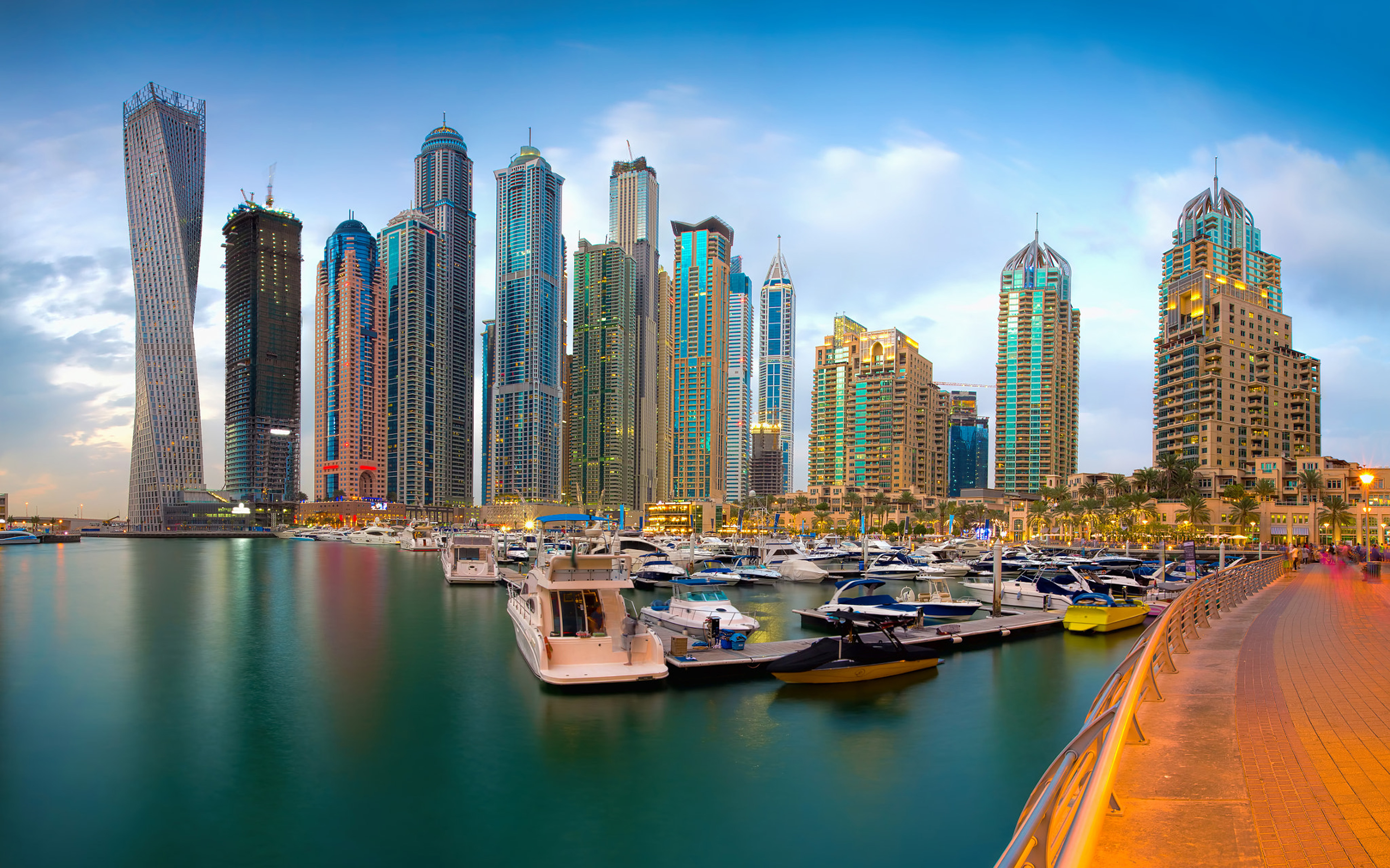 Dubai Marina Cayan Tower 306 Meter Tall 75 Story Skyscraperobjects Arab  Emirates Ultra Hd Desktop Wallpapers For Computers Laptop Tablet And Mobile  Phones : 