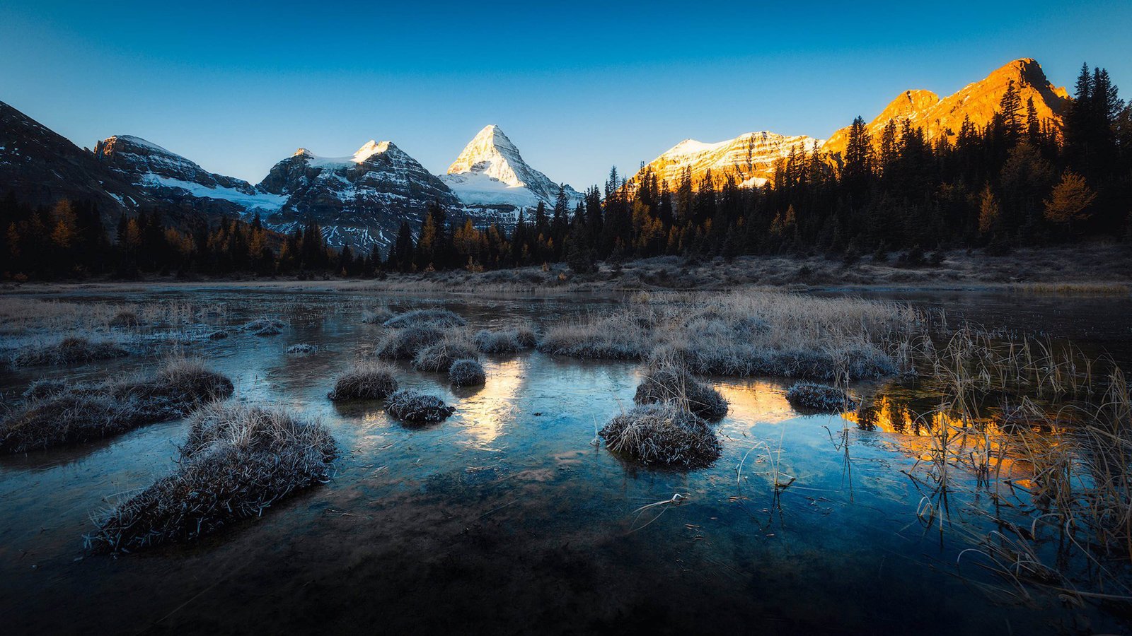 Assiniboine Provincial Park British Columbia Canada Sunrise ...